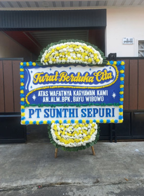 Papan Bunga Duka di Sukorejo